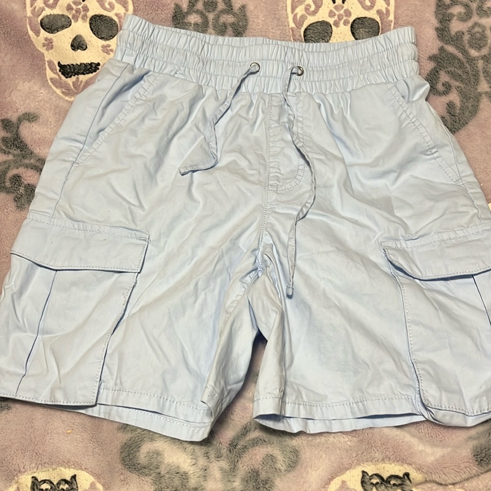 Blue cargo shorts size XS (27)